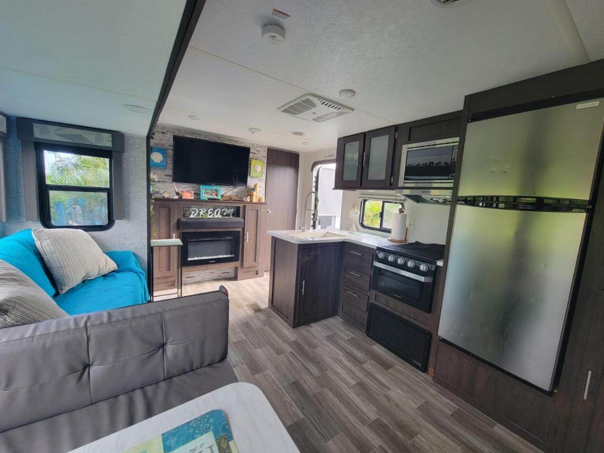 The Driftwood Oasis Lägenhet West Palm Beach Exteriör bild
